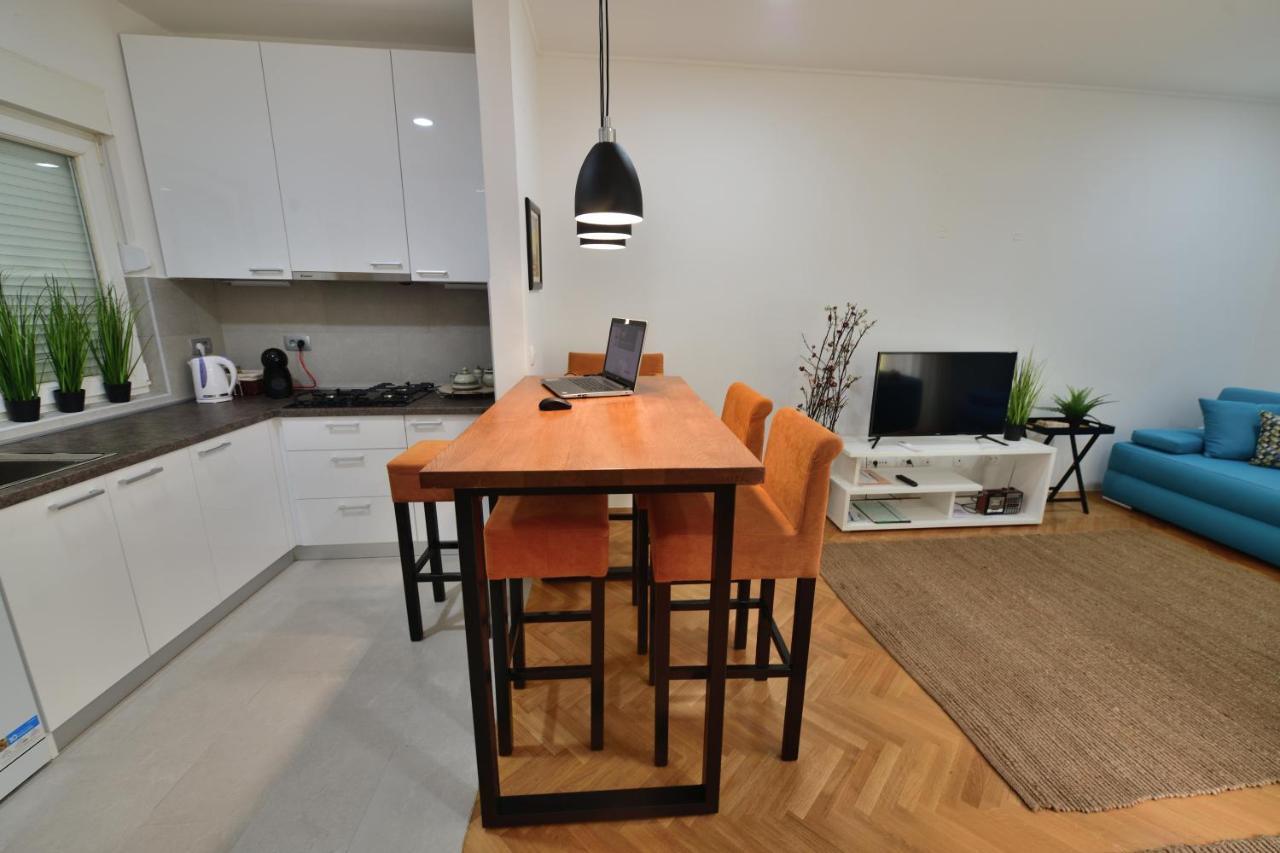 Apartman Miran Όσιγιεκ Εξωτερικό φωτογραφία