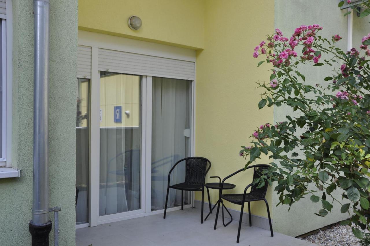 Apartman Miran Όσιγιεκ Εξωτερικό φωτογραφία