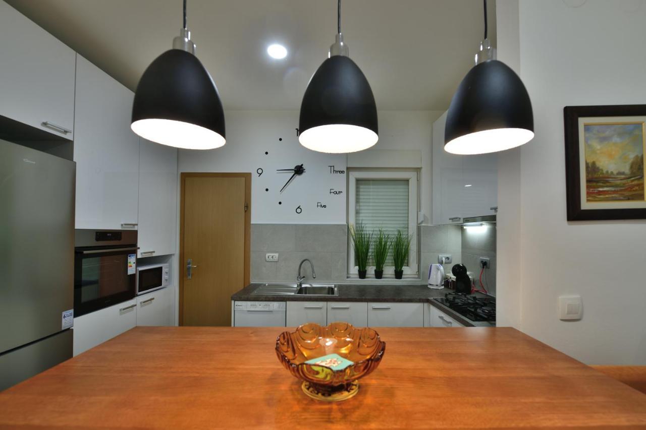 Apartman Miran Όσιγιεκ Εξωτερικό φωτογραφία